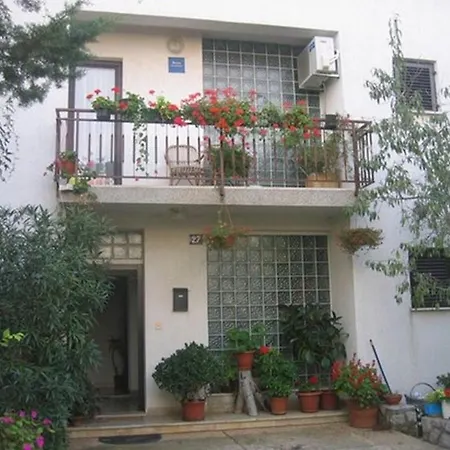 Apartment Krk 14484d Krk Town